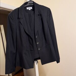 Women's Blaze and pants suit set